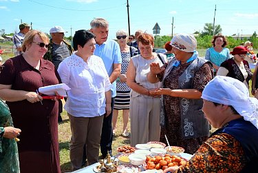 Сохраняя традиции и память
